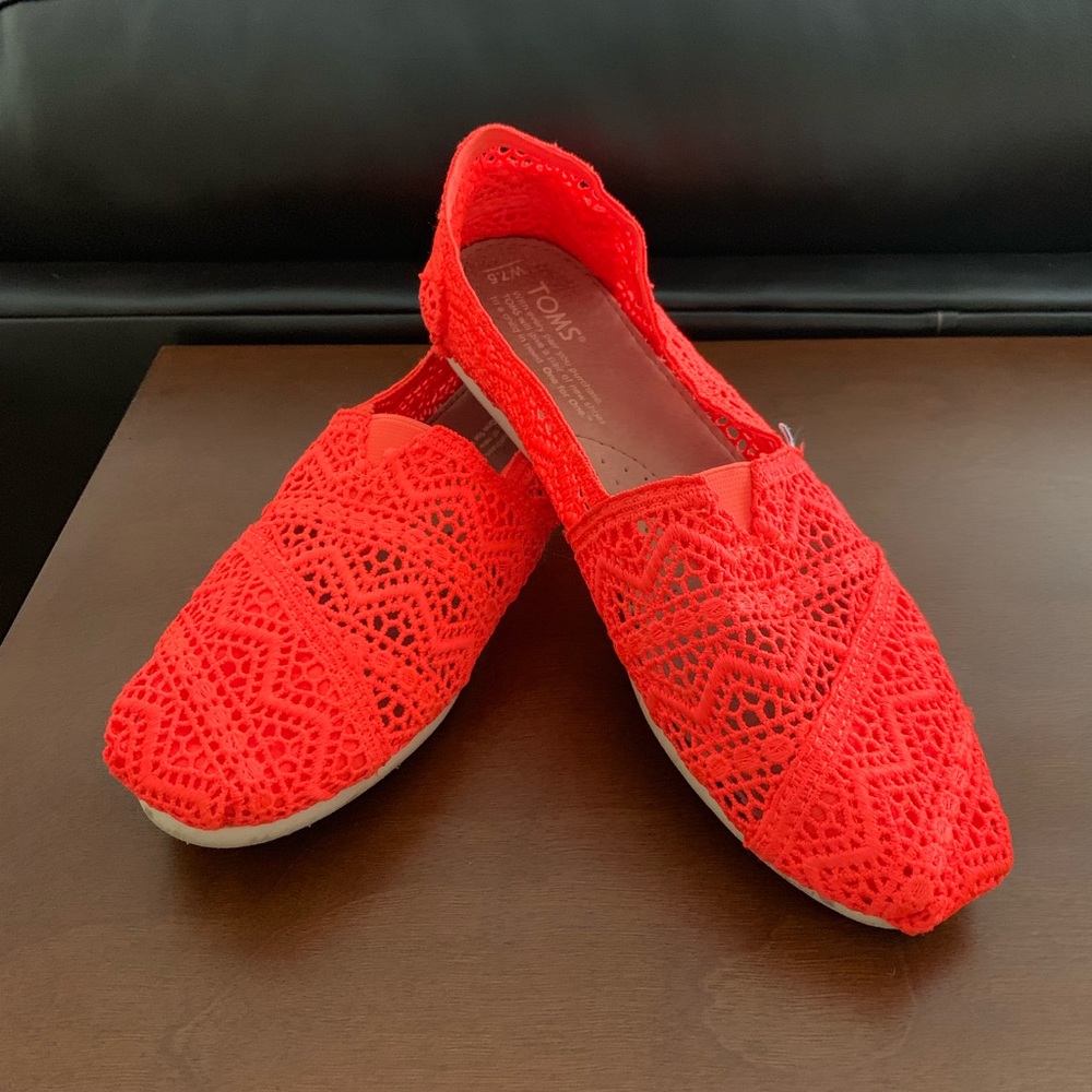 Orange Lace Toms